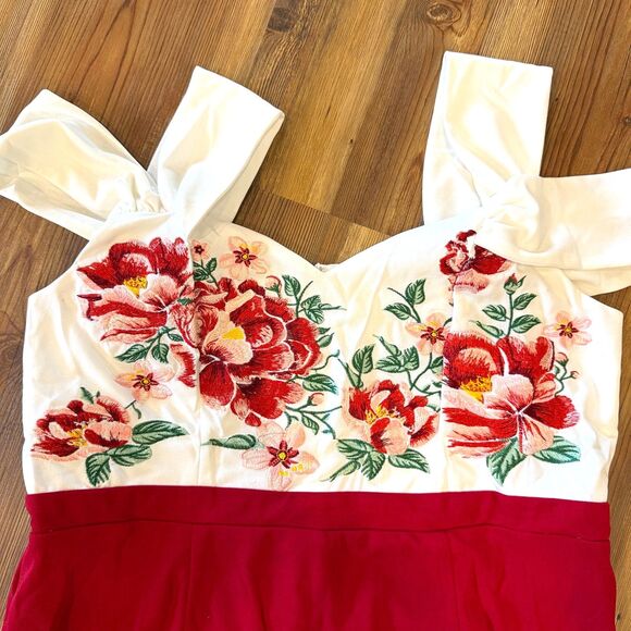 Soiéblu NWOT Cold Shoulder Colorblock Floral Maxi Dress Plus Size 1x - Picture 5 of 9